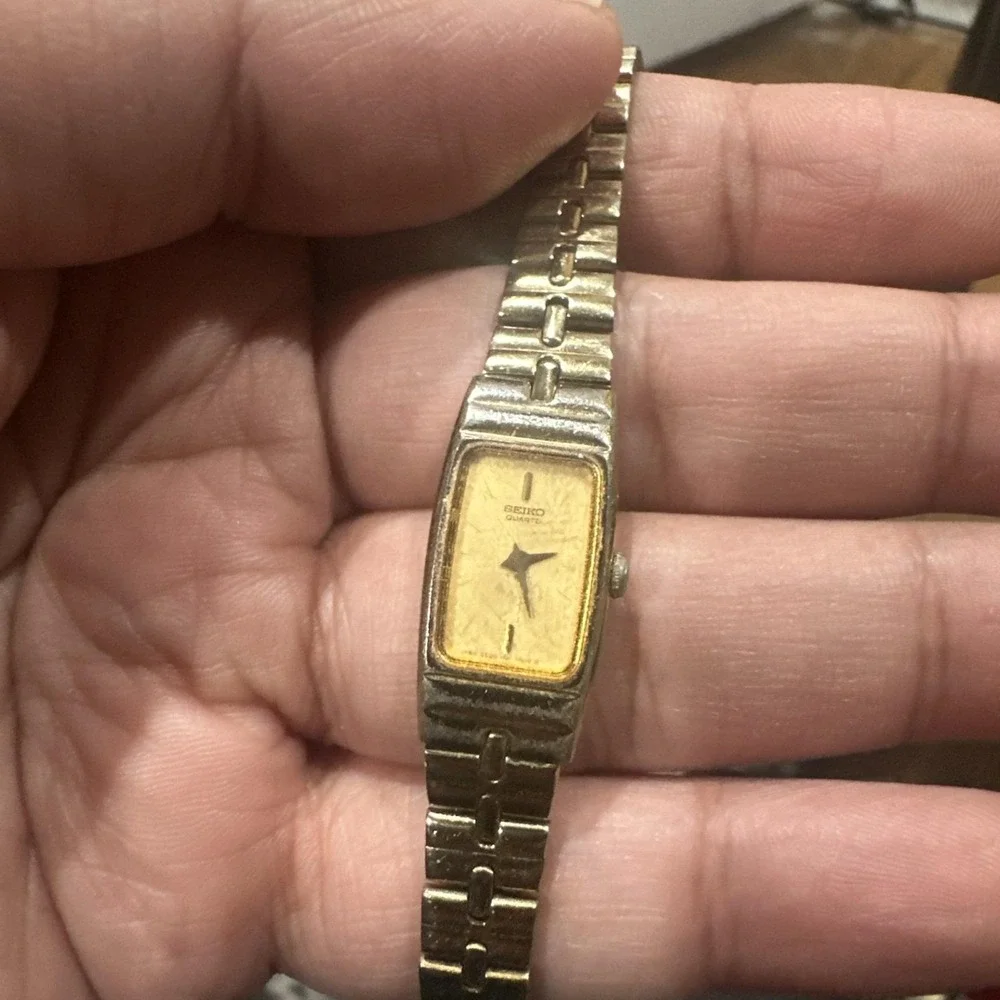 Working Vintage Seiko‎ Women's 13mm Gold Tone Bracelet Watch 2e20-6500 Fit 6.5in